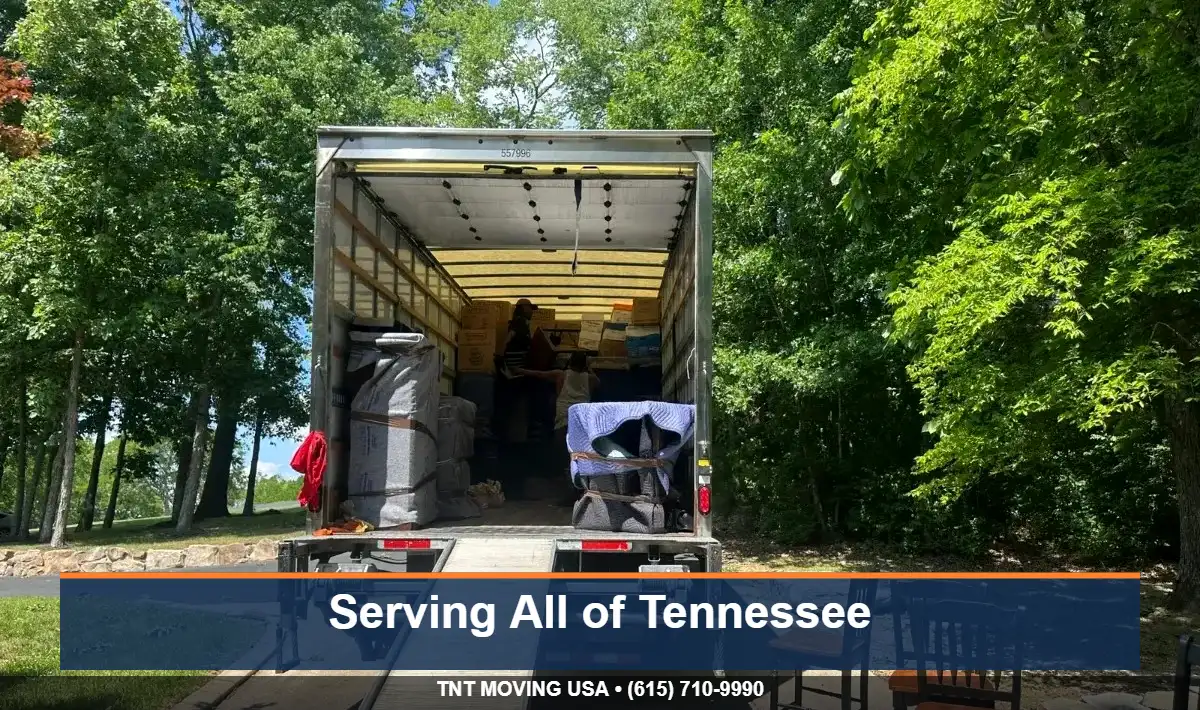 TNT Moving USA 26-foot box truck serving cities across Tennessee